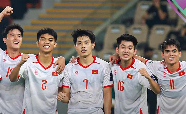 Đá gà cựa sắt