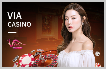 Sảnh casino trực tuyến với dealer người thật, bàn Baccarat